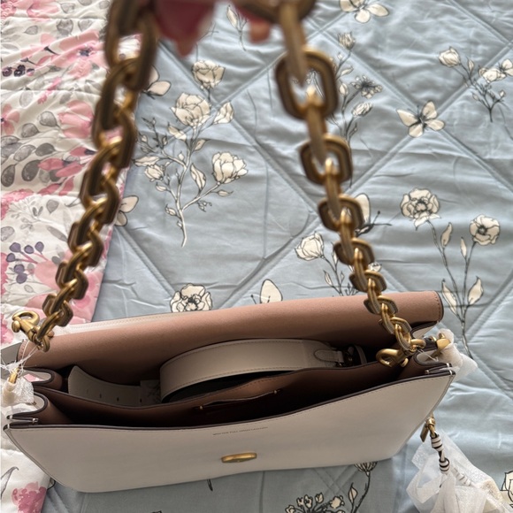 Runway Coach White Soft Chain Tabby Shoulder Bag 35 NWT - Picture 6 of 13